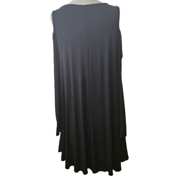 Black Cold Shoulder Long Sleeve Shift Dress Size Medium - Picture 2 of 5